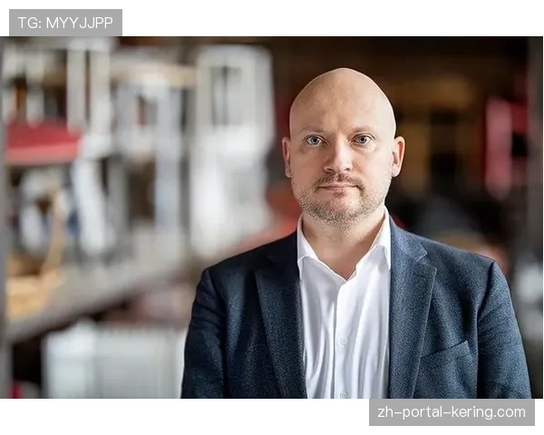 法兰克福财政压力下的战略选择：乌尊转会成关键选项